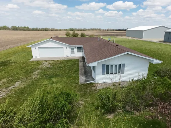 33879 E 800th Rd, Chatsworth, IL 60921