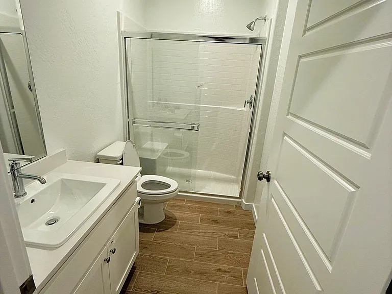7071 W Swift Ave — Photo 5