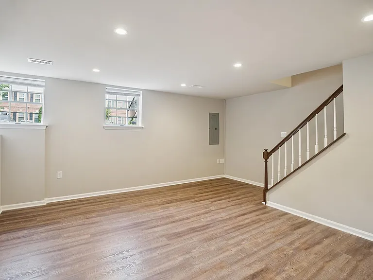 5400 Wissahickon Ave #6 — Photo 30