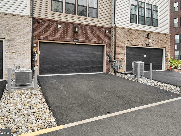 1773 Violet Ridge Pl — Photo 35