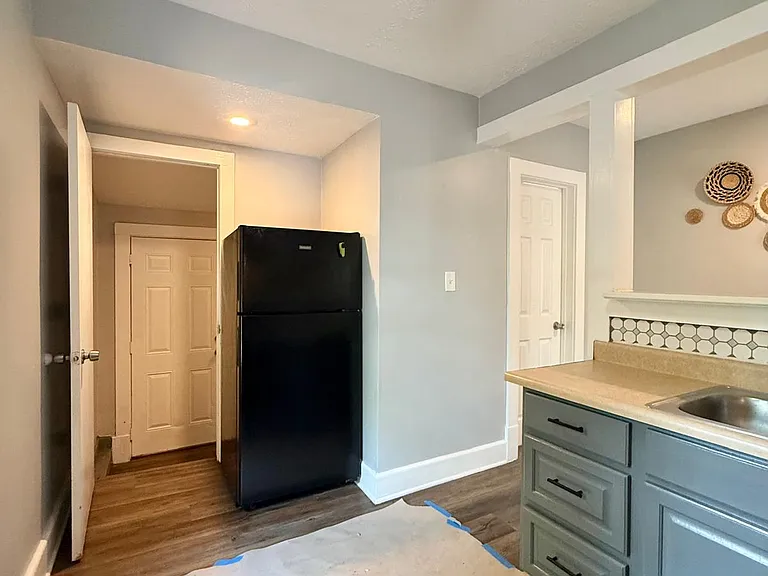 1427 W 54th St #3 — Photo 25
