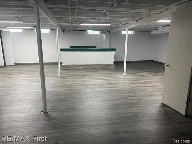 15012 Congress Dr — Photo 32