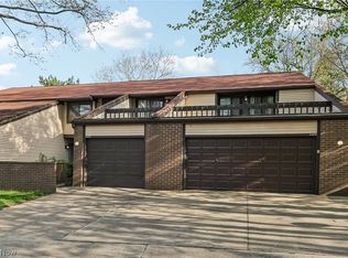 4473 Habersham Ln S, Cleveland, OH 44143