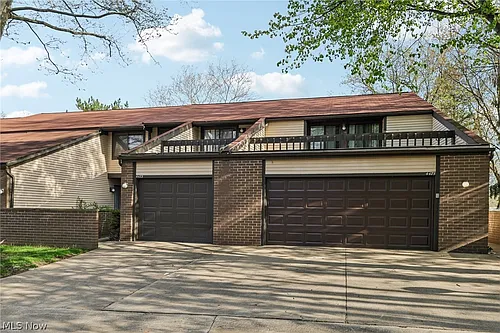 4473 Habersham Ln S Photo 1