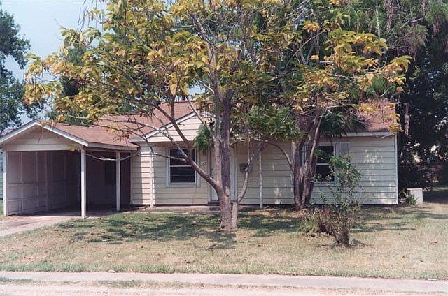 1st image of 147 Holly St