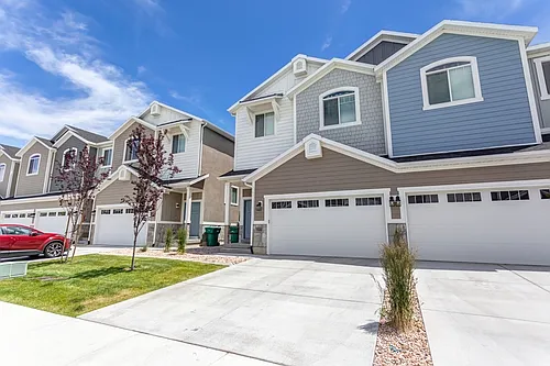 705 S 1840 W Photo 1