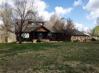 536 Fate Lutz Rd, Hanson, KY 42413