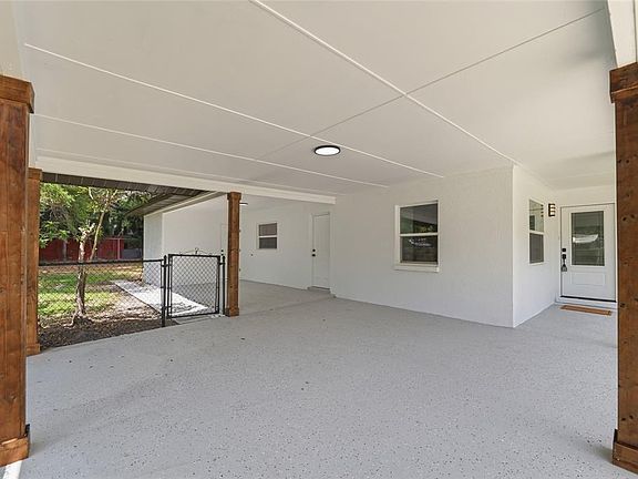 4th image of 505 PAPAYA DRIVE