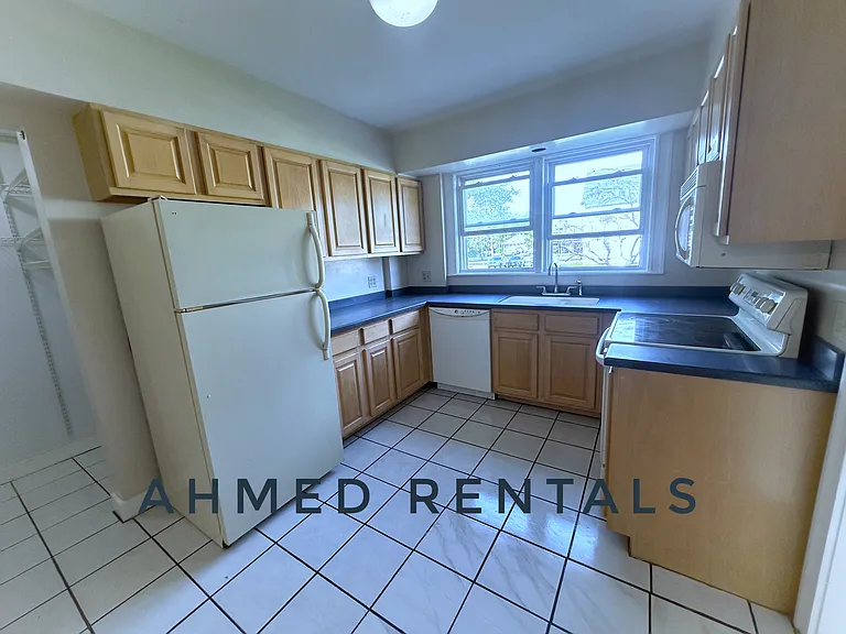 819 Broadway #A1 — Photo 2