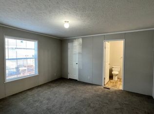 100 Fox Meadows Dr, Murray, KY 42071