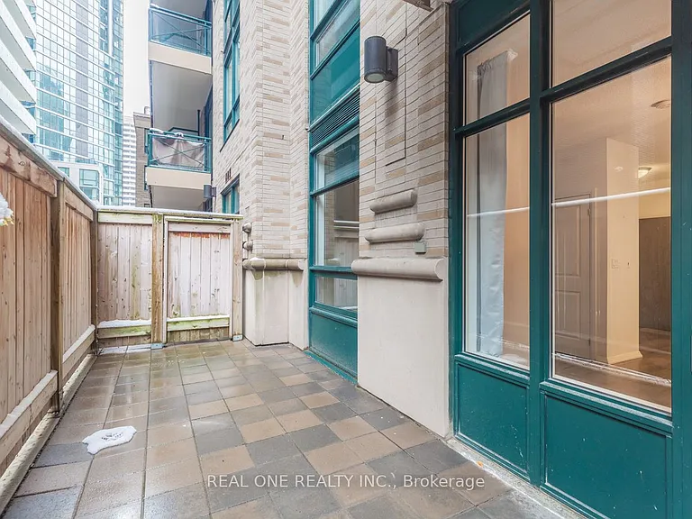 35 Hayden St #104 — Photo 10