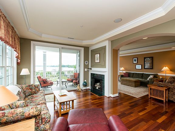4th image of 4720 Water Park Dr #4720P