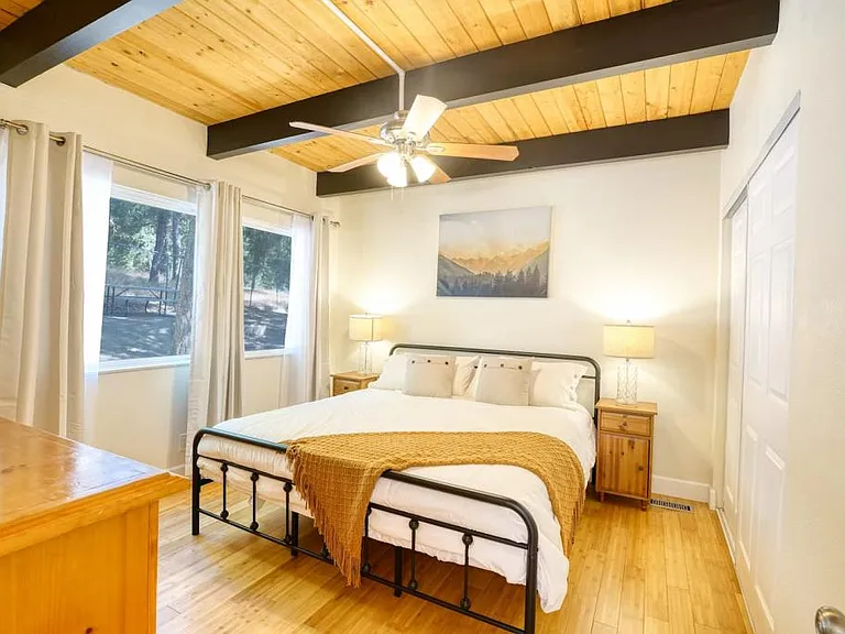 334 Weisshorn Dr — Photo 18