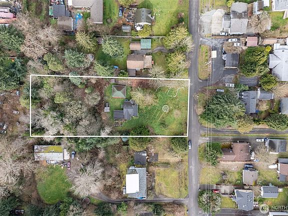 4th image of 12027 10th Avenue S