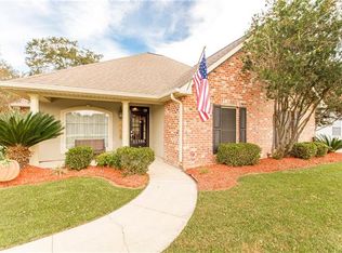 11508 Autumn Brook Dr, Ponchatoula, LA 70454