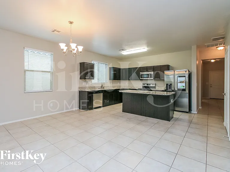 4637 E Fire Opal Ln — Photo 5