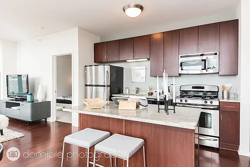 40 E 9th St #1202 Photo 1