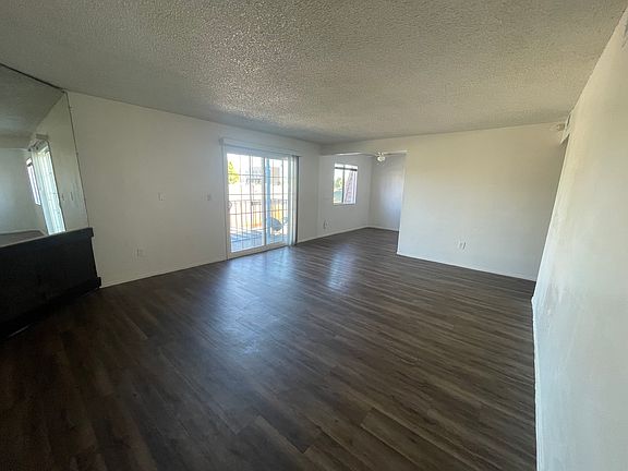 3rd image of 252 McNary Cir #252