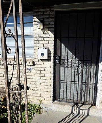 2nd image of 1227 Flanders St