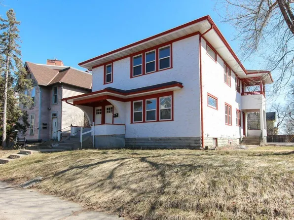 2207 16th Ave S, Minneapolis, MN 55404