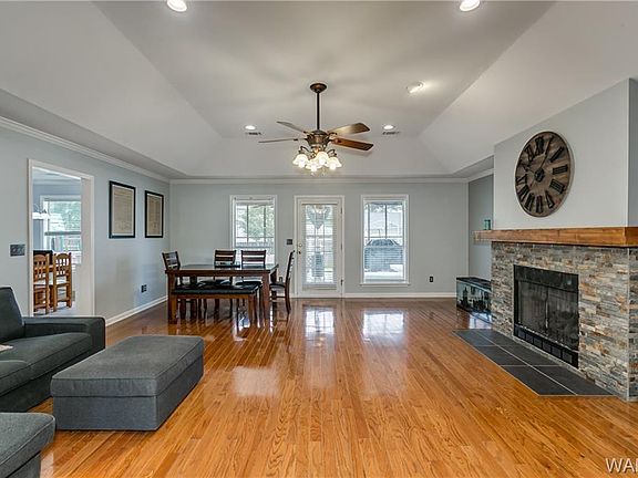 4th image of 11531 Ensley Ave