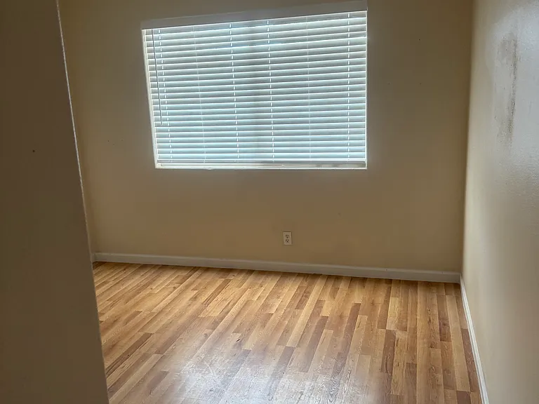 2150 Sonora Rd NE — Photo 6