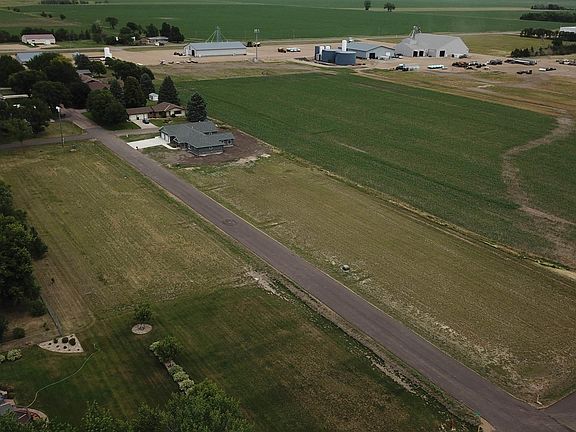 5th image of 10 S Alfalfa St