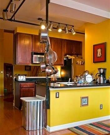 3rd image of 815 Porter St #U315