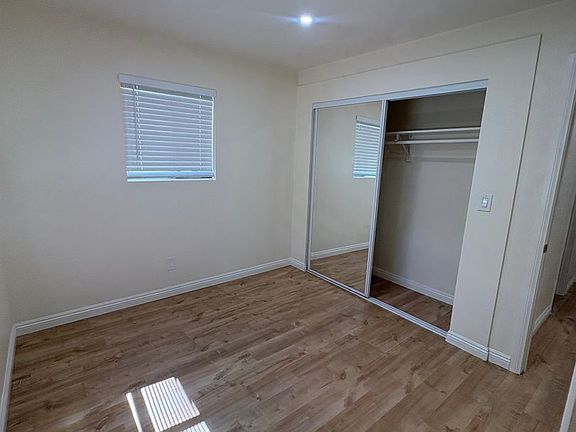 3rd image of 232-248 Wolff St