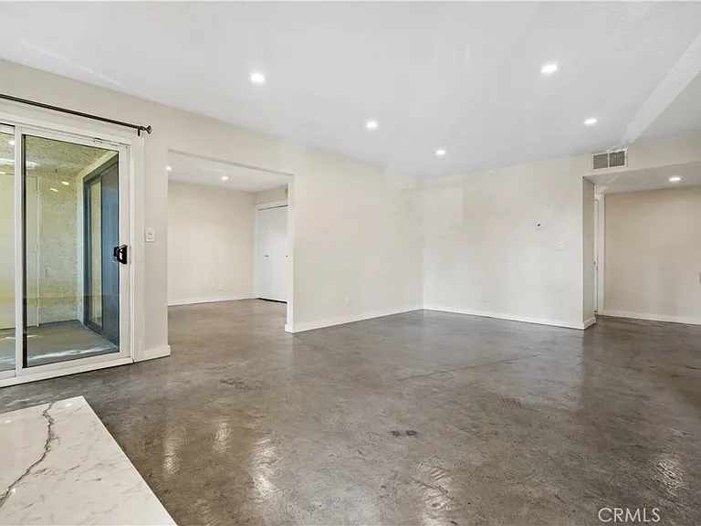 9025 Keith Ave #101 — Photo 22