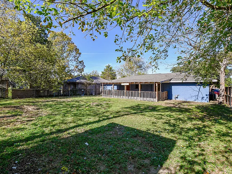 7619 W Gulf Bank Rd — Photo 31