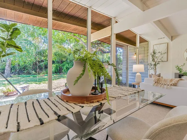 26 Roosevelt Cir, Palo Alto, CA 94306