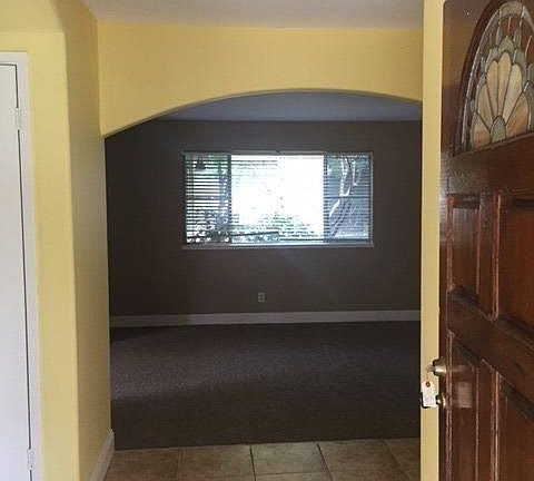 5th image of 4610 N Holt Ave