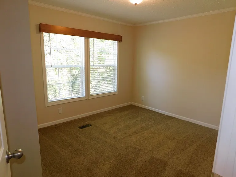 Woodlake (NC) — Photo 15