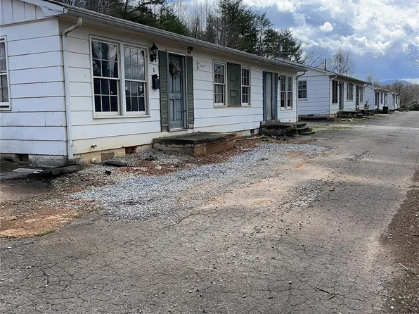 92 N Red Town Rd, Old Fort, NC 28762