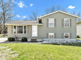 14 Circle Crest Dr, Chippewa Lake, OH 44215