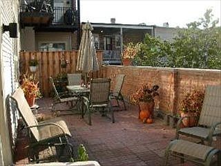 1st image of 2804 N Oakley Ave #206