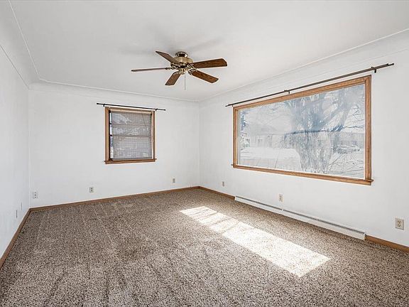 5th image of 403 N 12th St
