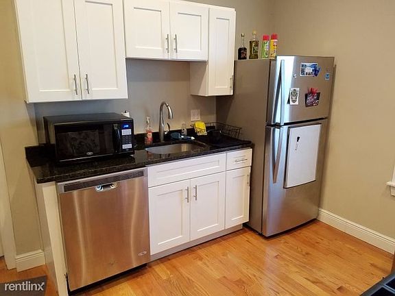 171 Walnut St. #6 Somerville Unit Photo 6