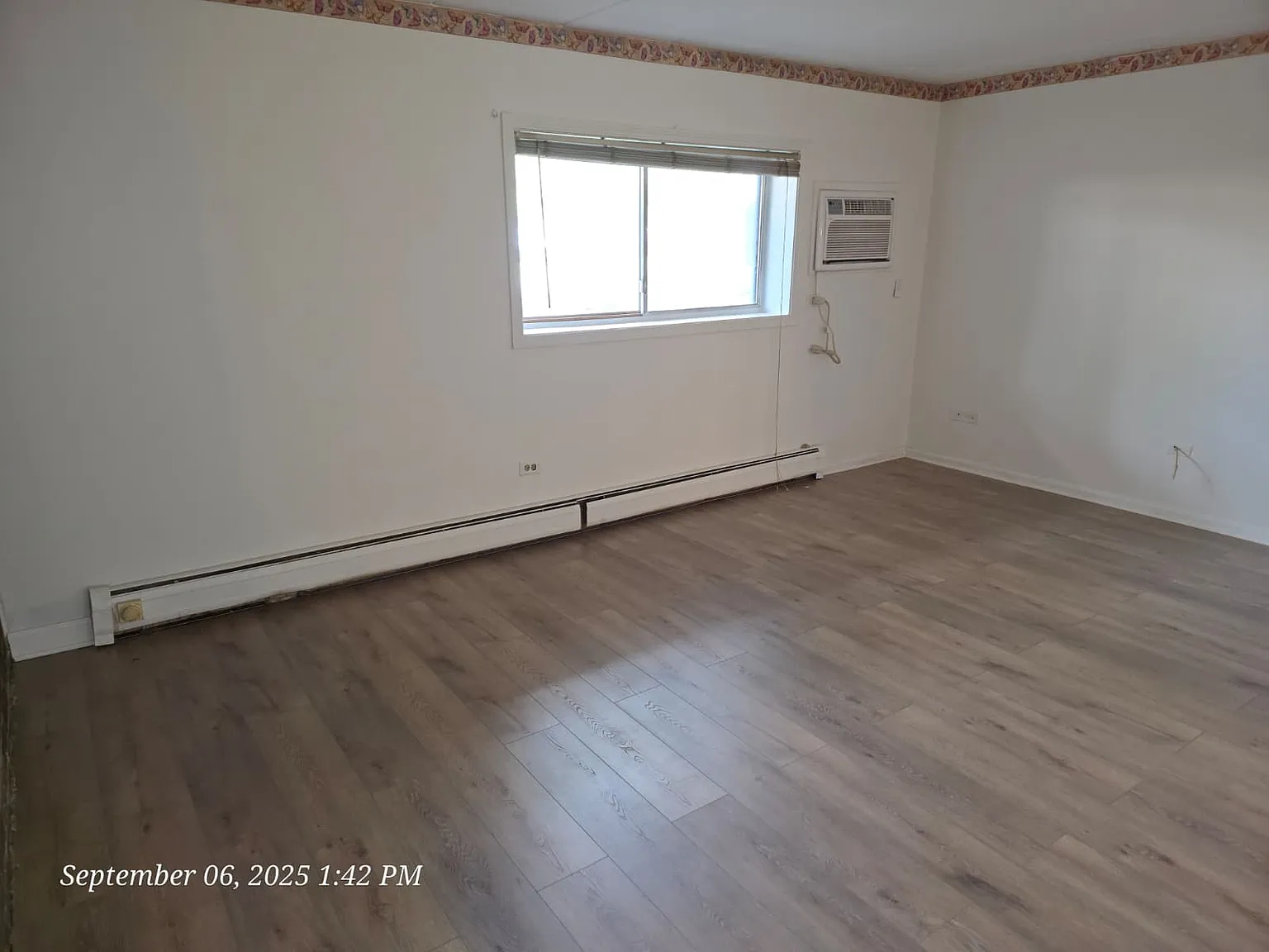 1 bed, 756 sqft, $1,600 — Photo 3
