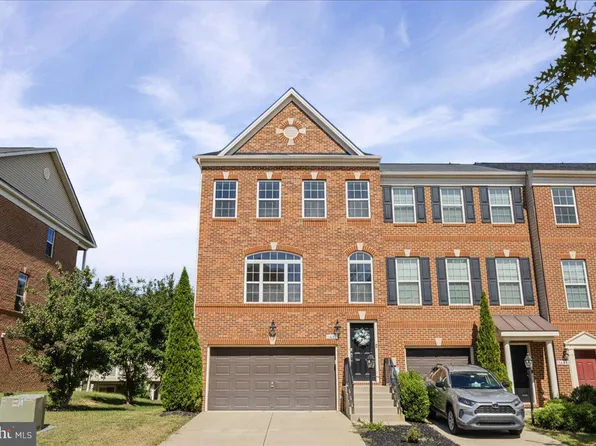 11482 Stockport Pl, White Plains, MD 20695