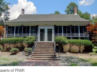 5421 Lakeview Rd, Hope Mills, NC 28348