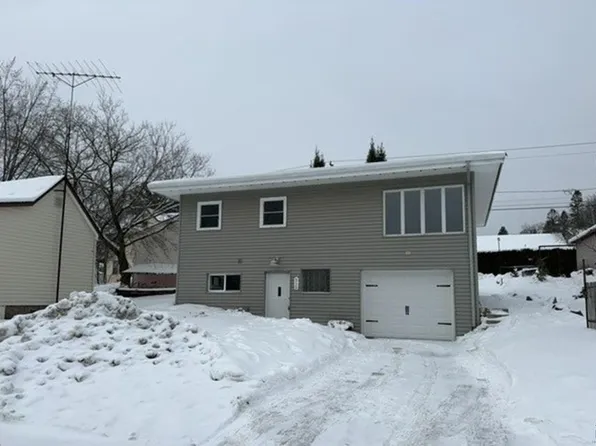 510 Broadway St S, Gilbert, MN 55741