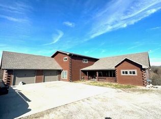 2126 Keystone Rd, Reeds Spring, MO 65737