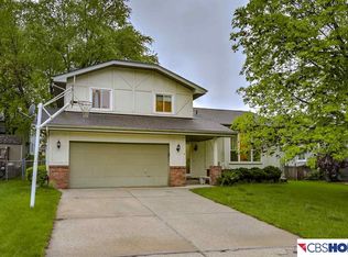 2704 N 130th St, Omaha, NE 68164