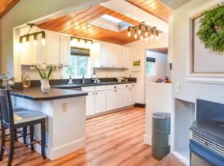 39096 Carr Trail Rd, Dexter, OR 97431