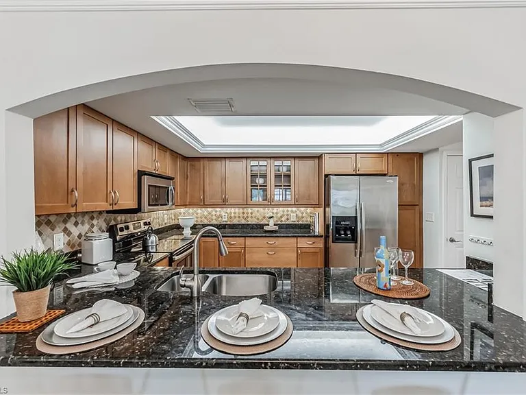 5633 Turtle Bay Dr #37 — Photo 2