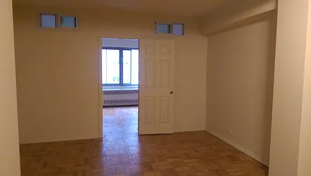 Rented by Manhattan Apartment Organization