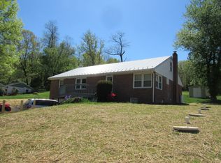 1410 Springville Rd, New Holland, PA 17557