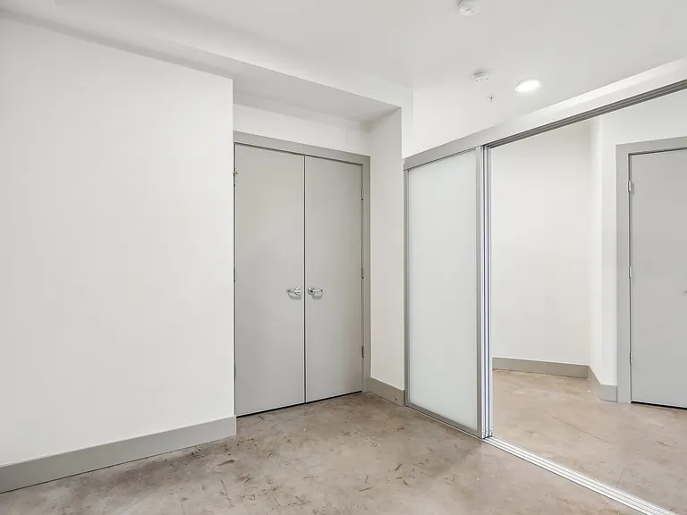 Broadcast Apartments — Photo 64